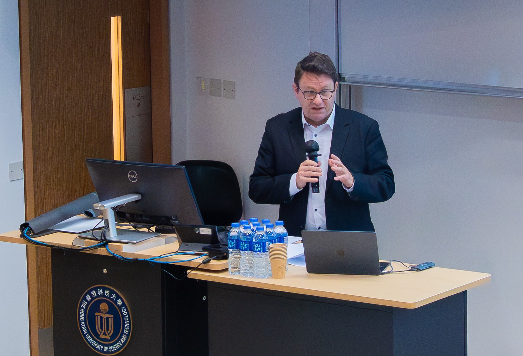 Prof. Jean-Philippe VIRIOT DURANDAL